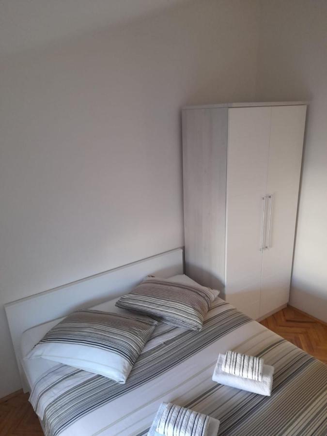 Apartman Lugovic Šibenik Exterior foto