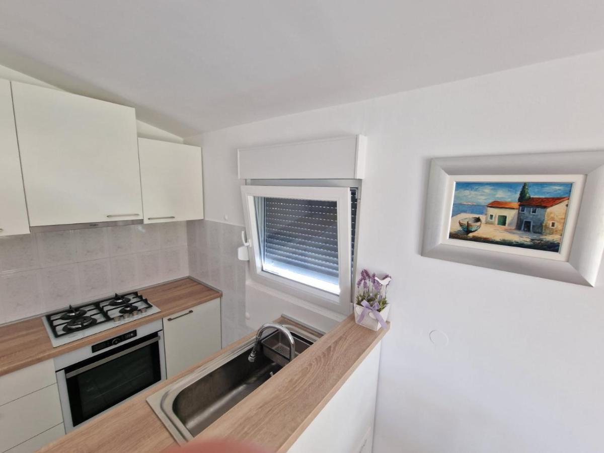 Apartman Lugovic Šibenik Exterior foto