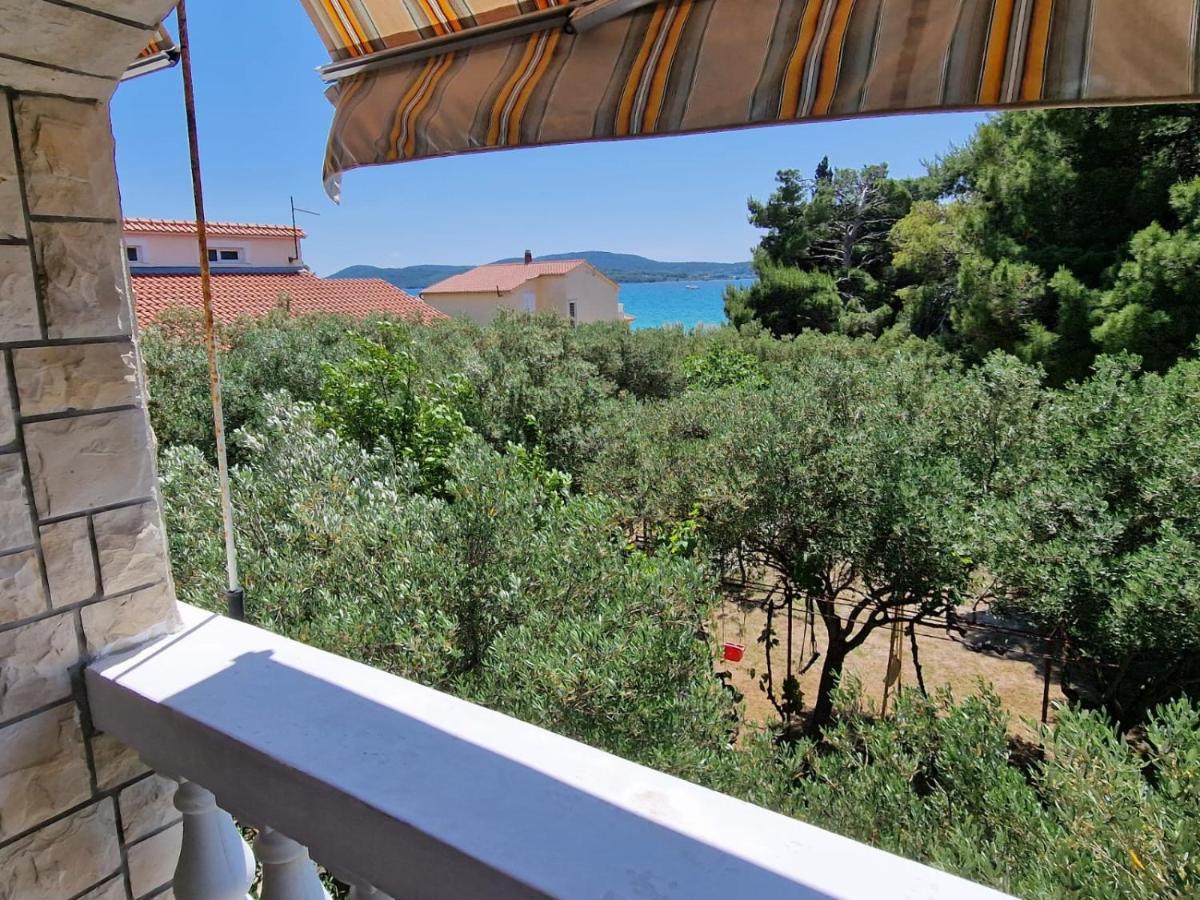 Apartman Lugovic Šibenik Exterior foto